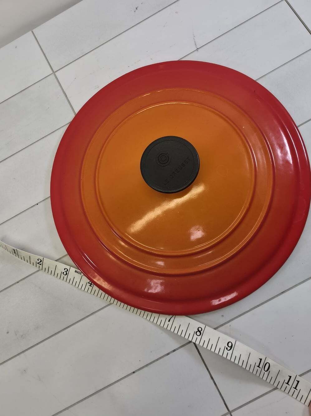 Le Creuset Flame 22cm (9") Lid ONLY Replace Cast Iron Dutch Oven Enameled France - Picture 3 of 5